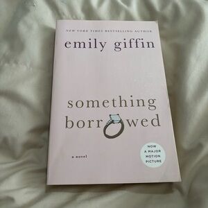 📚3/$20 Something Borrowed Emily Giffin 2004 Paperback